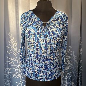 Ellen Tracy Blue and White Patterned Blouse with Mesh Sleeves